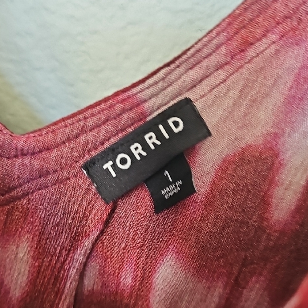 Torrid Boho Plus Size Burgundy Wine Crinkle Gauze Tie-Dye Tank Top Size 1X - Picture 3 of 9